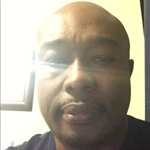 Meet your Posher, Levi